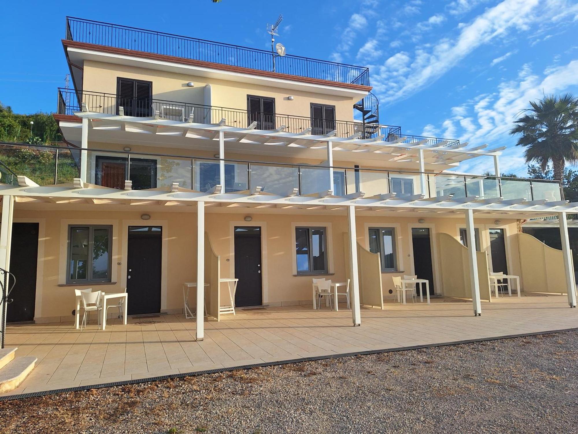 Country House Marj & Jo Resort Агрополи Экстерьер фото